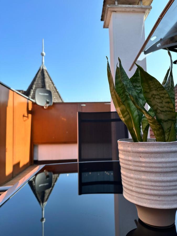 Amao-Green I 90Qm I Penthouse Maisonette Mit Rooftop I City Center I King-Size Betten Lahr  Luaran gambar