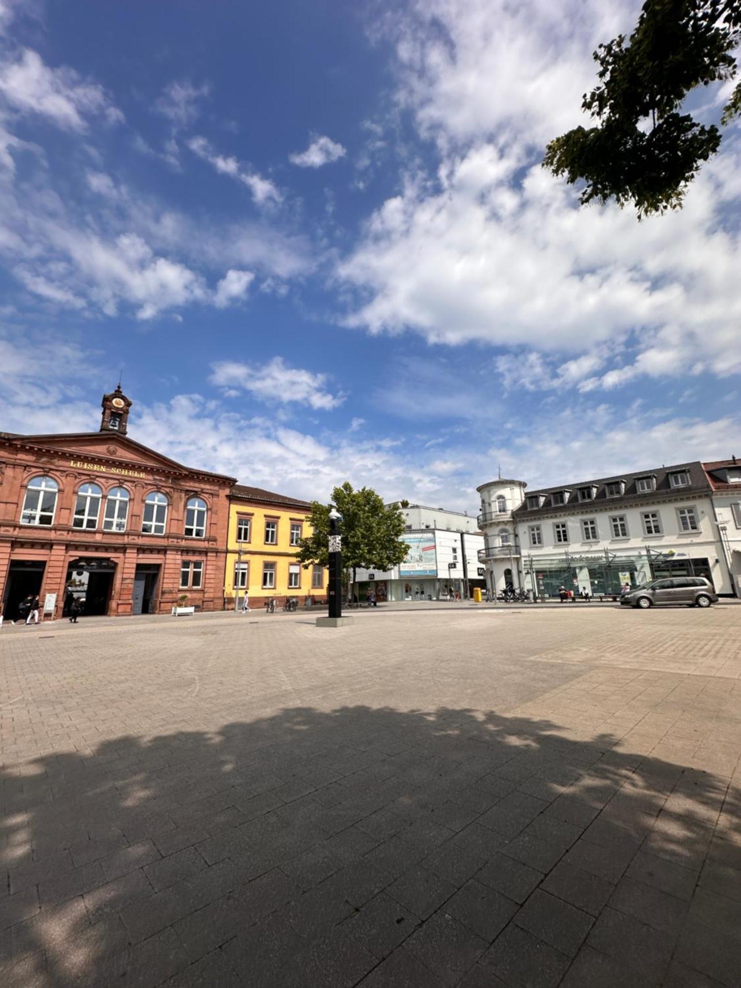 Amao-Green I 90Qm I Penthouse Maisonette Mit Rooftop I City Center I King-Size Betten Lahr  Luaran gambar